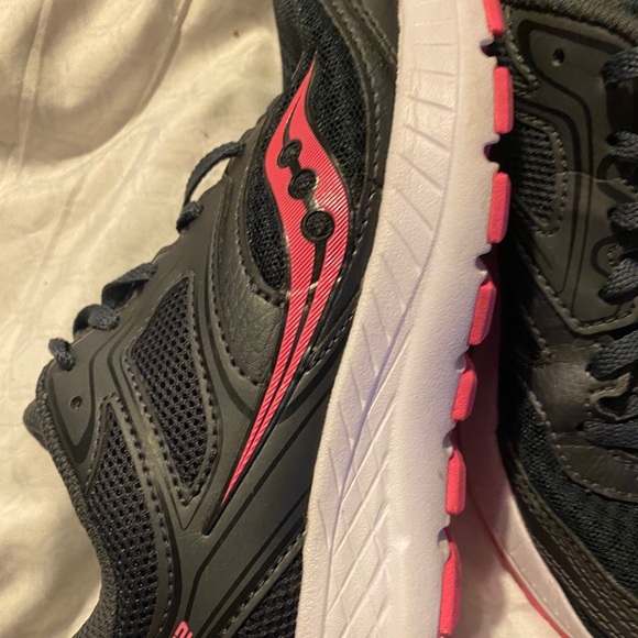 Saucony Women's VERSAFOAM Cohesion shoe - Picture 6 of 6